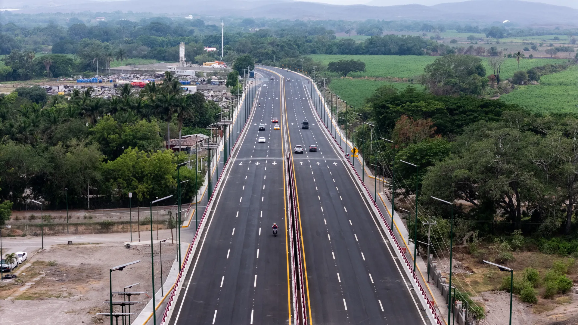Vialidad con alumbrado público