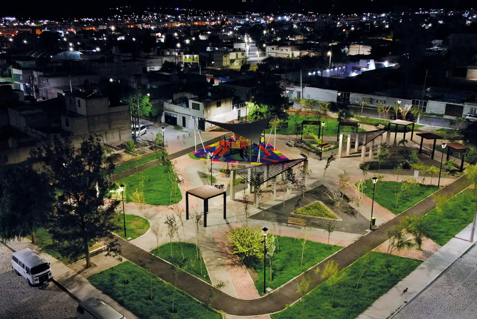 Imagen plaza de noche