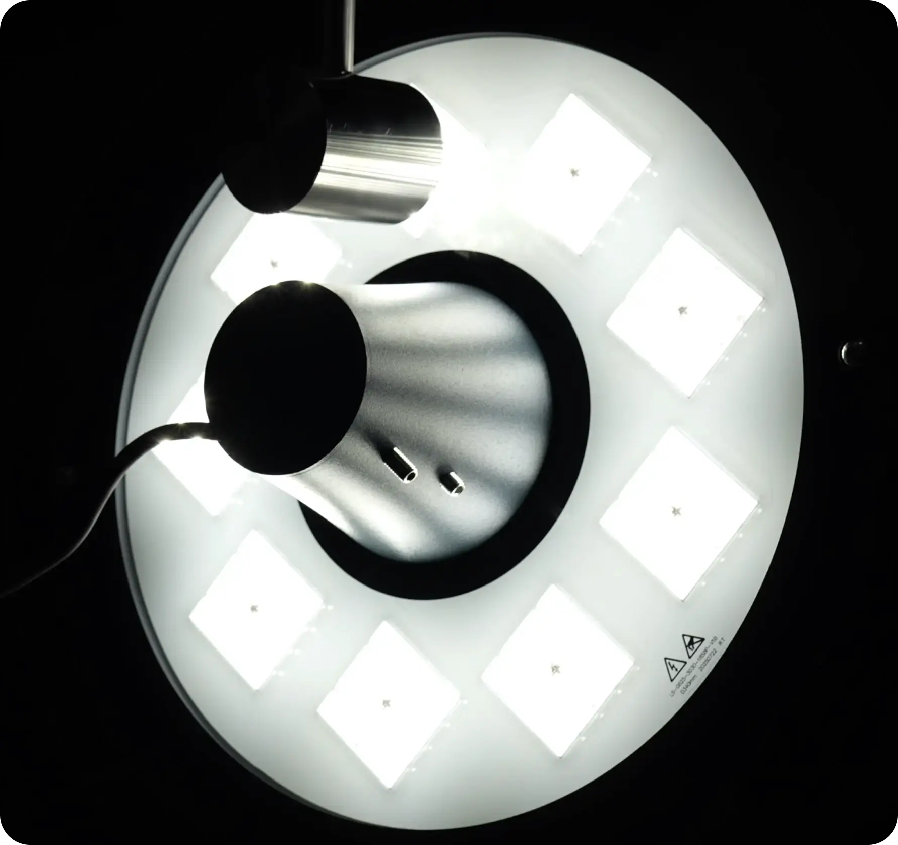 Ventajas operativas de la luminaria BI-SATURNO